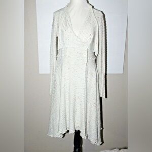 Umgee White Asymmetrical Long Sleeve Bridal Dress